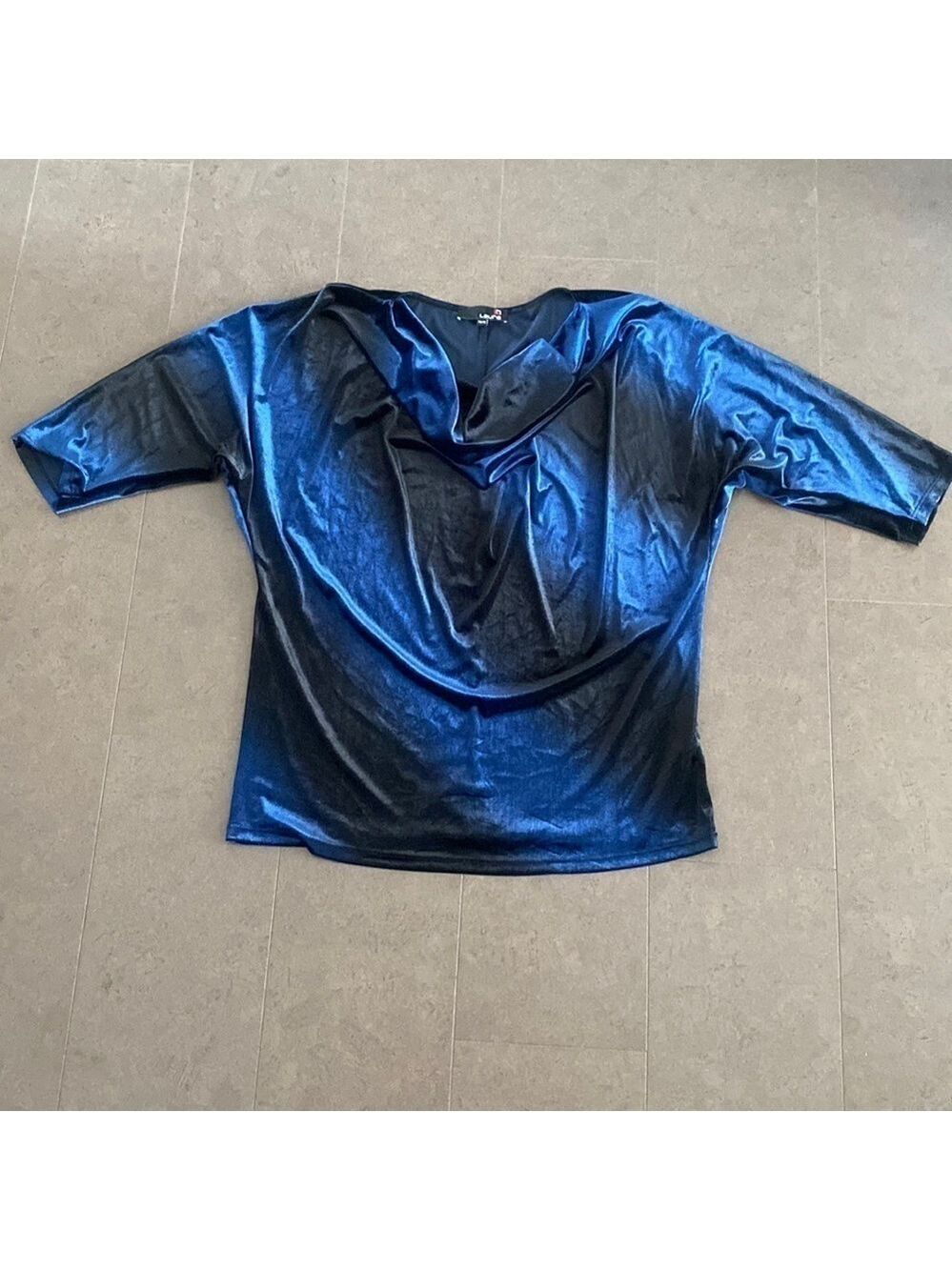 LAURA top size XL